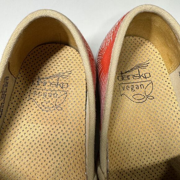 Dansko Vegan Volley Chino Palm Women EU 38 US 7.5-8 Red Canvas Slip On Clogs EUC - Picture 8 of 13